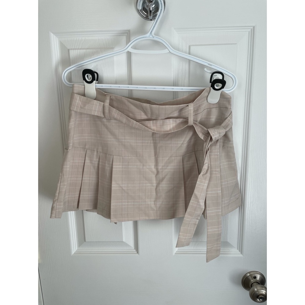Mini skirt size medium